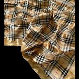 Page D. Classic Scarf